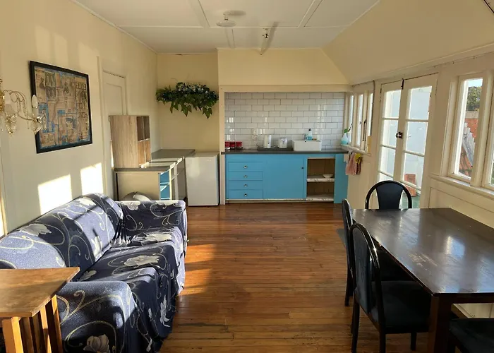 Chalet Backpackers Dunedin